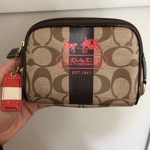 Coach Pouch